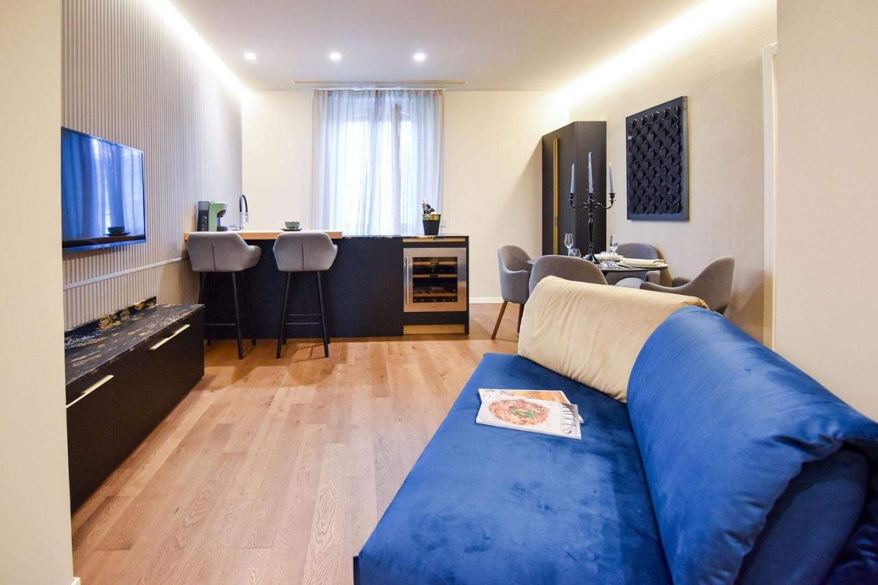 Nuova Cafe' Suite Salice Terme Exterior foto